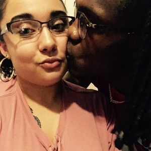 Meet your Posher, Sabrina